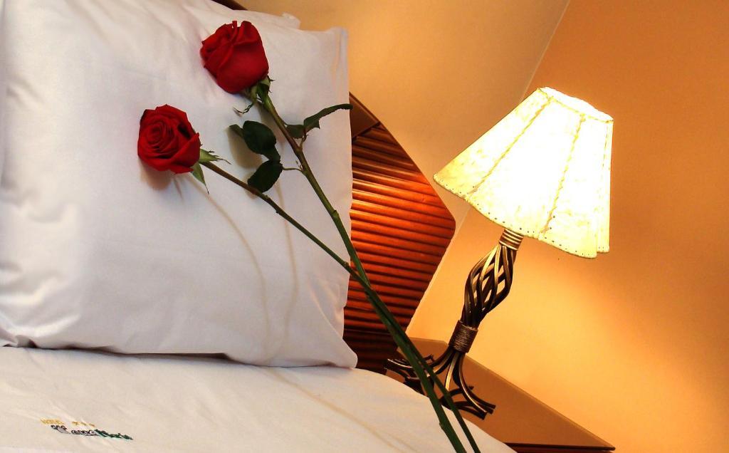 Hotel Torre Norte Трухильо Екстериор снимка