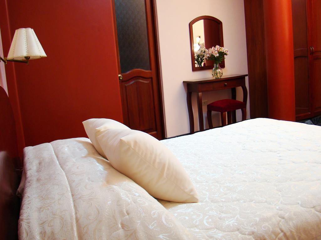 Hotel Torre Norte Трухильо Екстериор снимка