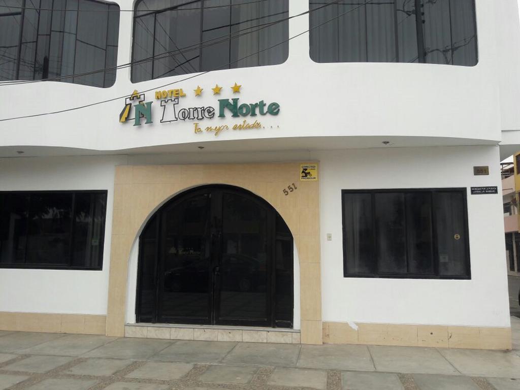 Hotel Torre Norte Трухильо Екстериор снимка